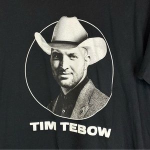 TIM TEBOW COWBOY Hat Tee Shirt Black White Niche Large Oklahoma State University